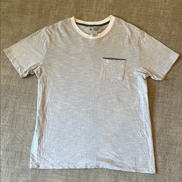 Men’s Penguin tshirt. Size M in soft gray with French blue piping. - Picture 1 of 4